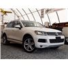 Image 10 : E3 --  2012 VW TOUAREG TDI AWD , White , 141542  KM's