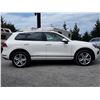 Image 4 : E3 --  2012 VW TOUAREG TDI AWD , White , 141542  KM's
