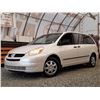 Image 9 : E1 --  2005 TOYOTA SIENNA CE , White , 170765  KM's