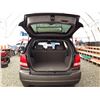 Image 27 : F1 --  2004 KIA SORENTO EX 4X4 SUV, BLACK, 269,424 KMS , Black , 269424  KM's