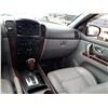 Image 35 : F1 --  2004 KIA SORENTO EX 4X4 SUV, BLACK, 269,424 KMS , Black , 269424  KM's