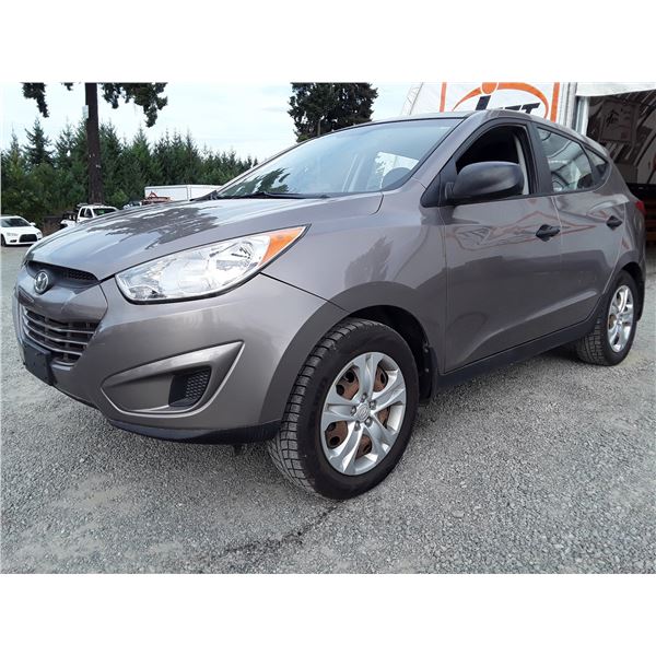 H3 --  2012 HYUNDAI TUCSON GL , Brown , 161081  KM's