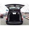 Image 28 : H1 --  2012 CHRYSLER TOWN & COUNTRY , Grey , 173810  KM's