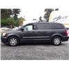 Image 8 : H1 --  2012 CHRYSLER TOWN & COUNTRY , Grey , 173810  KM's