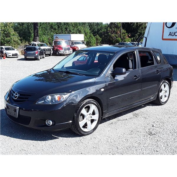 J4 --  2005 MAZDA 3  , Black , 155516  KM's