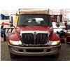 Image 26 : 0NoonE --  2006 INTERNATIONAL 4300 DT466 DUALLY 18' FLATDECK , Red , 515400  KM's	"NO RESERVE"