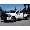 Image 1 : 0NoonD --  2006 DODGE RAM 3500 CREW CAB 4X4 TOW TRUCK , White , 379776  KM's  "NO RESERVE"