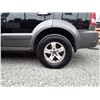 Image 12 : F1 --  2004 KIA SORENTO EX 4X4 SUV, BLACK, 269,424 KMS , Black , 269424  KM's