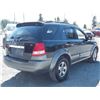 Image 5 : F1 --  2004 KIA SORENTO EX 4X4 SUV, BLACK, 269,424 KMS , Black , 269424  KM's