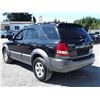 Image 7 : F1 --  2004 KIA SORENTO EX 4X4 SUV, BLACK, 269,424 KMS , Black , 269424  KM's