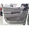 Image 32 : E1 --  2005 TOYOTA SIENNA CE , White , 170765  KM's