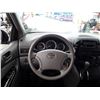 Image 34 : E1 --  2005 TOYOTA SIENNA CE , White , 170765  KM's