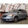 Image 9 : H3 --  2013 CHRYSLER TOWN & COUNTRY TOURING L , Blue , 247641  KM's