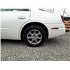 Image 13 : C4 --  2001 OLDSMOBILE AURORA , White , 146910  KM's