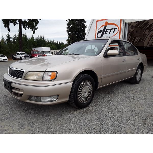 A1 --  1996 INFINITI I30  , Brown , 293792  KM's