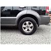 Image 12 : A4 --  2004 KIA SORENTO EX 4X4 SUV, BLACK, 269,424 KMS , Black , 269424  KM's "NO RESERVE"