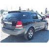 Image 5 : A4 --  2004 KIA SORENTO EX 4X4 SUV, BLACK, 269,424 KMS , Black , 269424  KM's "NO RESERVE"