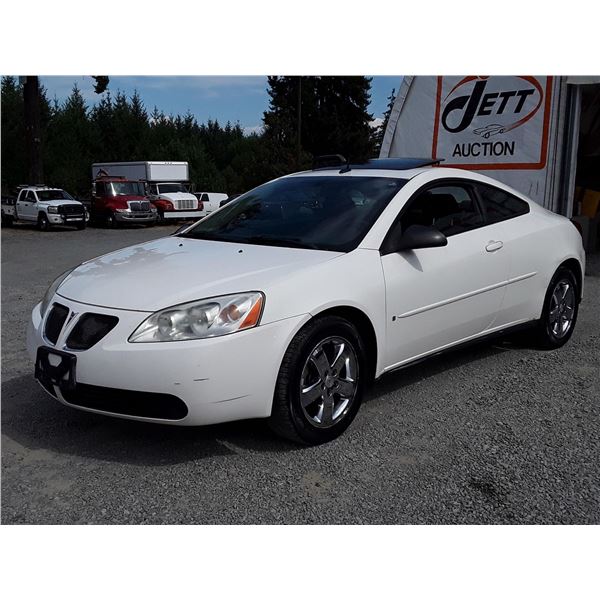 C5 --  2006 PONTIAC G6 GT  , White , 174636  KM's