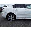 Image 17 : D5 --  2007 MAZDA 3 , White , 273472  KM's