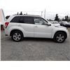 Image 4 : C4 --  2006 SUZUKI GRAND VITARA LUXURY 4X4 , White , 244117  KM's