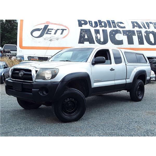 H1 --  2005 TOYOTA TACOMA ACCESS CAB 4X4 , Grey , 378215  KM's