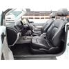 Image 33 : B2 --  2003 VOLKSWAGEN NEW BEETLE GLS CONVERTIBLE , Blue , 173 143 MILES  KM's