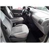 Image 20 : A9 --  1999 CHEVROLET VENTURE EXTENDED   , Silver , 216585  KM's