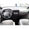 Image 28 : A9 --  1999 CHEVROLET VENTURE EXTENDED   , Silver , 216585  KM's