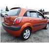 Image 5 : E3 --  2009 KIA RIO 5 SX  , Orange , 195856  KM's