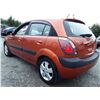 Image 7 : E3 --  2009 KIA RIO 5 SX  , Orange , 195856  KM's