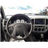 Image 24 : I6 --  2005 FORD ESCAPE XLT AWD , Green , 204699  KM's