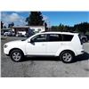 Image 8 : E4 --  2011 MITSUBISHI OUTLANDER ES  , White , 161928  KM's