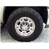 Image 18 : F6 --  2005 CHEVROLET SUBURBAN 2500 4X4 , Grey , 302325  KM's