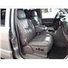 Image 31 : F6 --  2005 CHEVROLET SUBURBAN 2500 4X4 , Grey , 302325  KM's