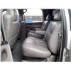 Image 38 : F6 --  2005 CHEVROLET SUBURBAN 2500 4X4 , Grey , 302325  KM's