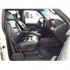 Image 26 : A12B --  1997 CHEVROLET TAHOE 1500 4X4  , White , 353172  KM's  "NO RESERVE"