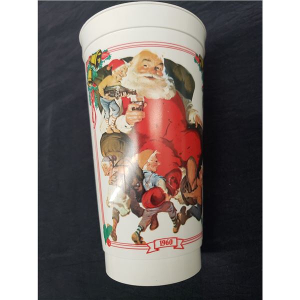 PLASTIC STORY OF SANTA CLAUS 1960 COCA COLA CUP