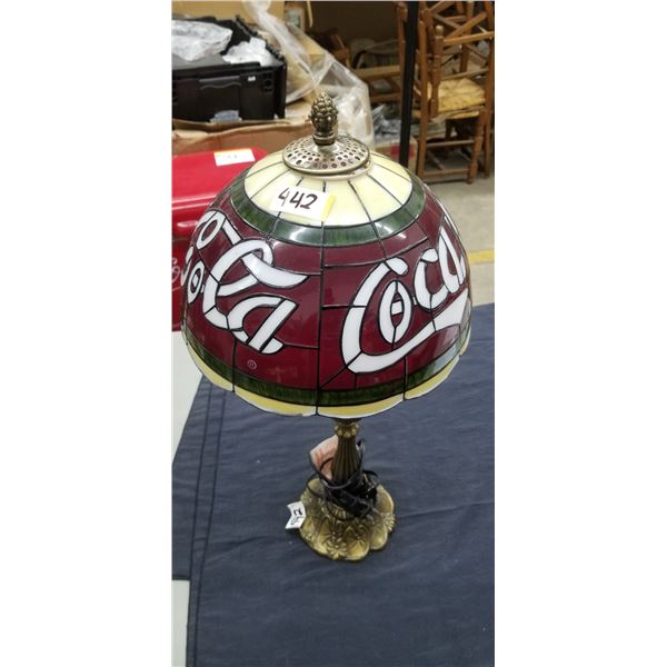 STAINED GLASS LOOK, TIFFANY STYLE LAMP 2 FEET HIGH