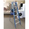Image 1 : 6 foot  Ladder