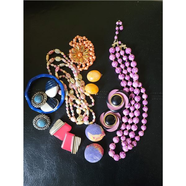 lot vintage jewelry mauve coral color