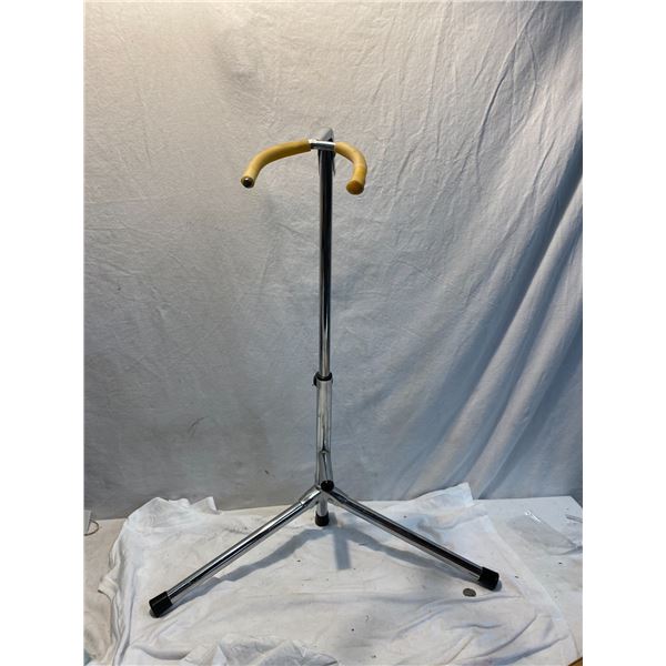 Guitar stand