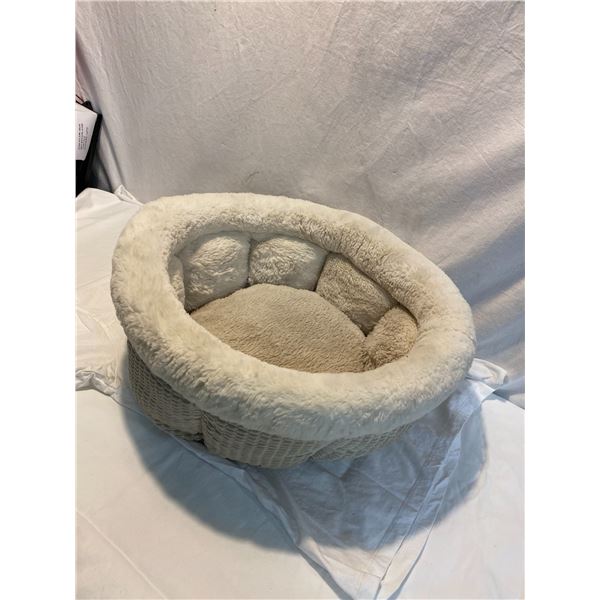 Pet bed