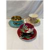 Image 1 : 3 Tea cups and saucers
