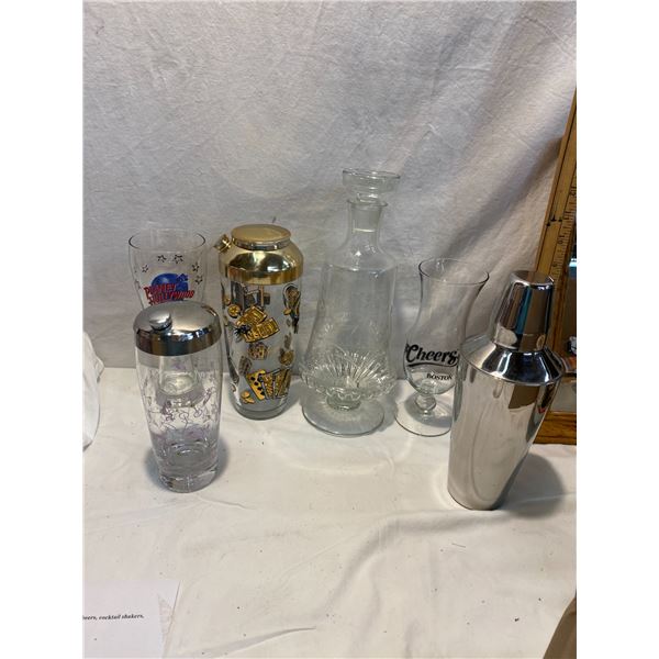 Collectible glassware pink panther and others