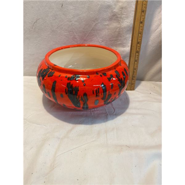 Vintage made in Canada red flower pot