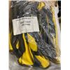 Image 1 : Size large 10 latex gloves