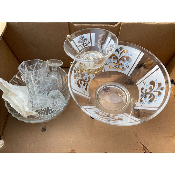 Vintage chip and dip bowl and other glassware