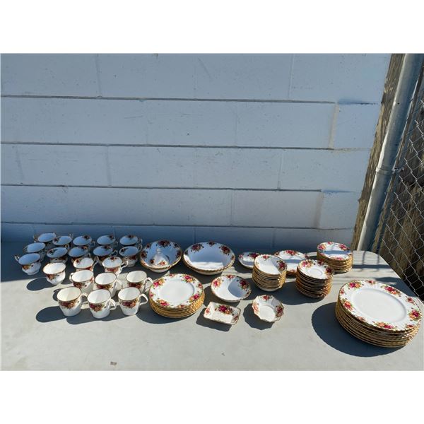 Old country rose dishes