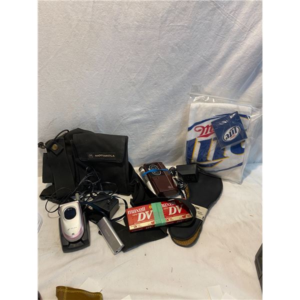 Lot of vintage items