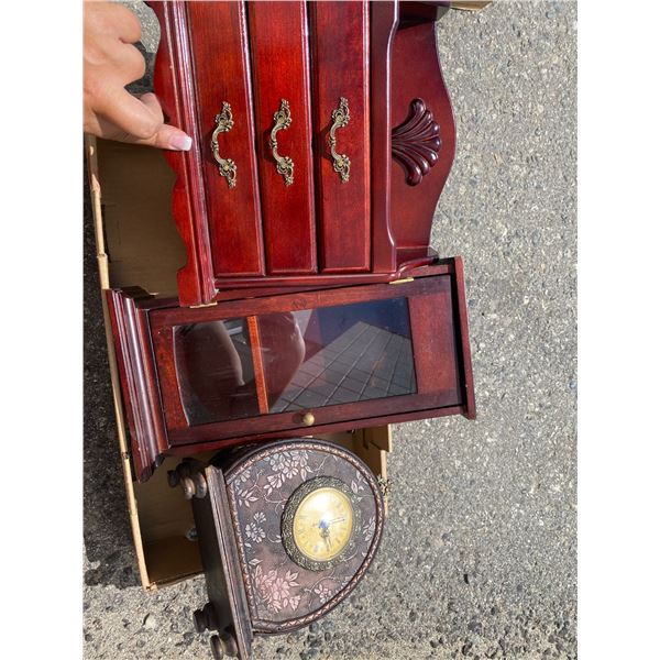 Jewelry box, display small and clock